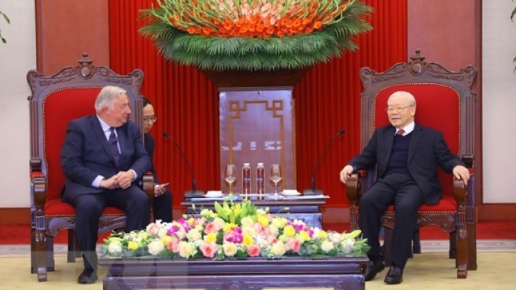 Party leader pushes for stronger partnership between Vietnam and France